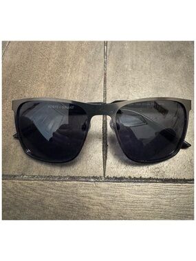 Foster Grant BGM 1906 DGUN  Polarized Sunglasses